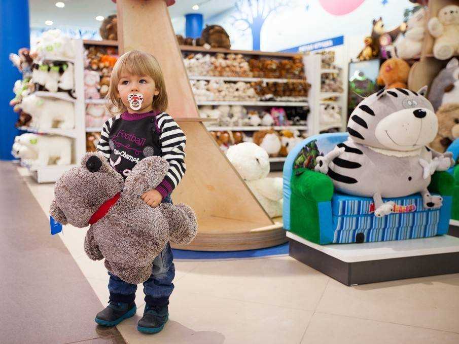Опасные игрушки для детей: обзор 10 вредных игрушек, как обезопасить ребенка