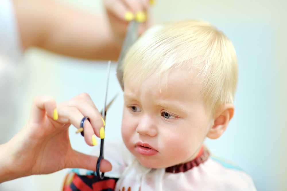 Как стричь ребенка в первый раз | как подстричь ребенка дома и в парикмахерской