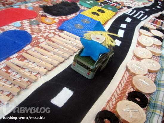 Массажный коврик: для детей в детский сад, для ног и другие виды, как сделать своими руками
