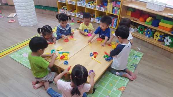 Вокруг света по детским садам. южная и северная корея