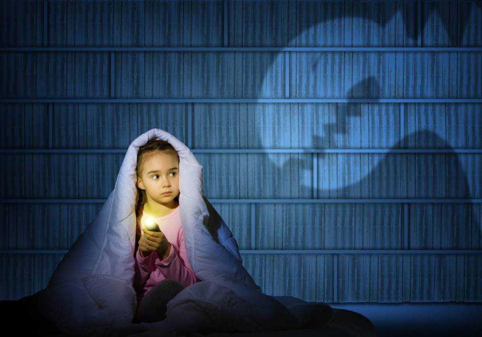 Как перестать ребенку бояться темноты