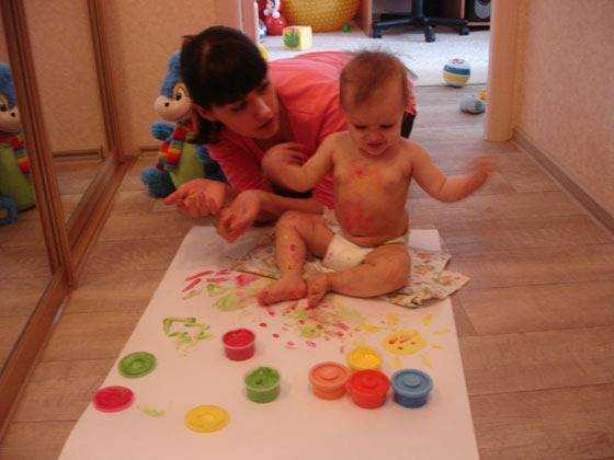 Игры с ребенком в 6 месяцев, развивающие игры и игрушки
