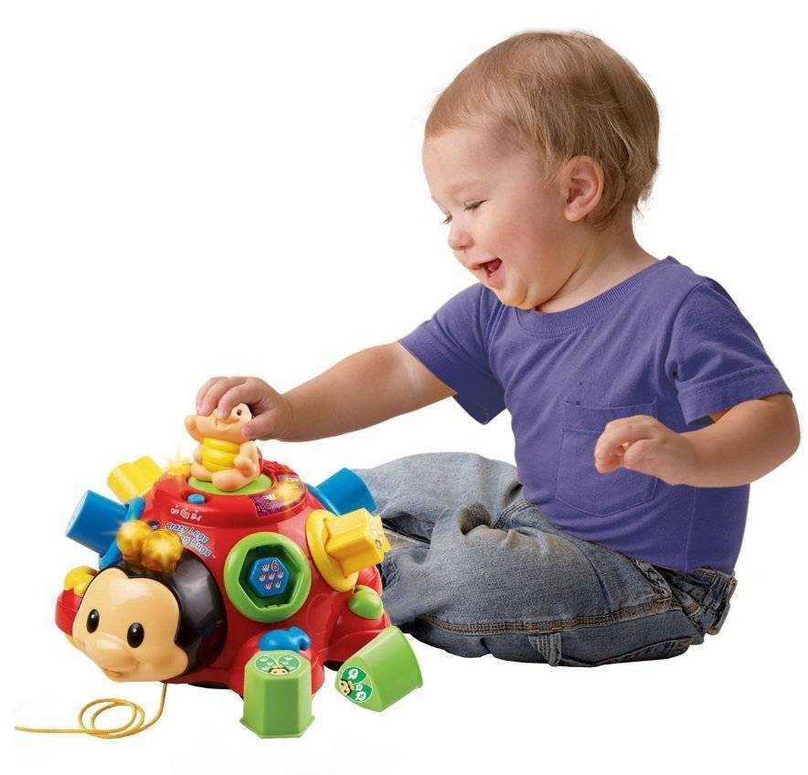 Выбираем развивающие и нужные игрушки для детей до года