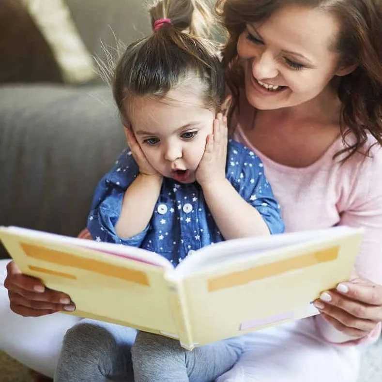 Когда начинать читать книги ребенку? что и как читать?