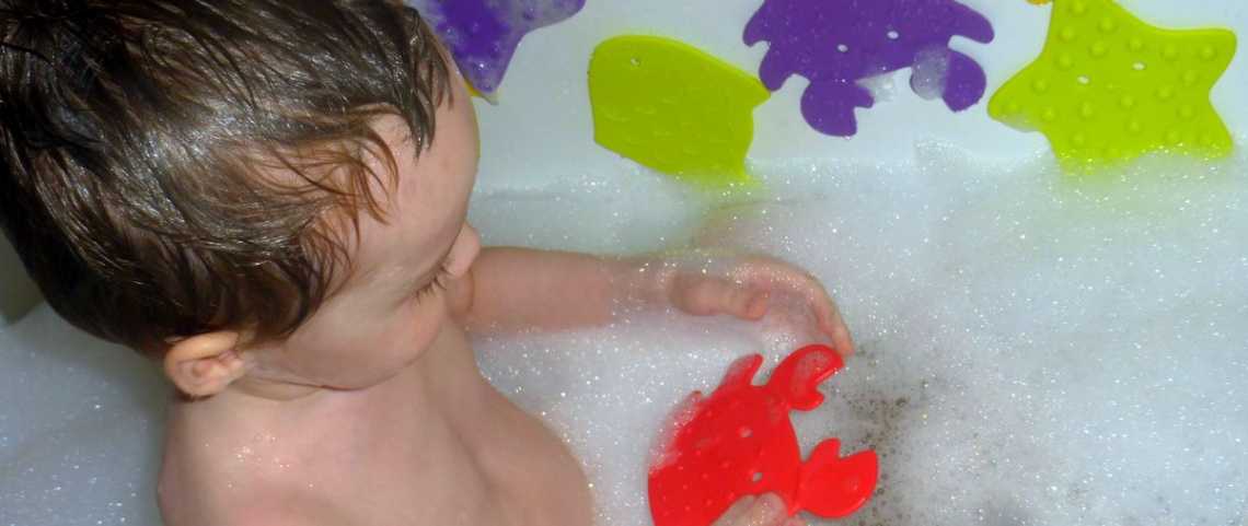 Ребенок стал бояться купаться в ванной, что делать? — психологический центр инсайт