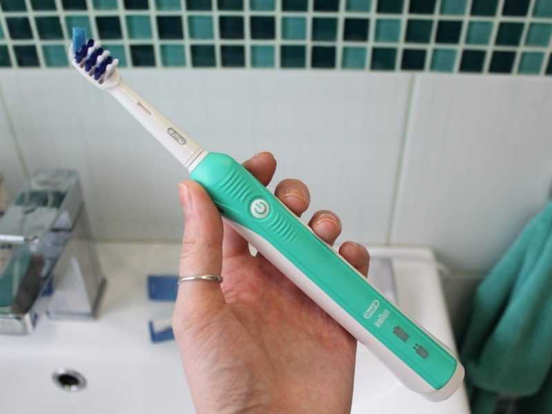 Насадки для зубных щеток oral-b: сменные насадки для электрических щеток от braun crossaction и 3d white eb 18-2, sensitive clean eb17s-1 и другие варианты