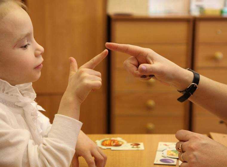 Детский язык жестов или как понять малыша, который не умеет разговаривать? | yamama