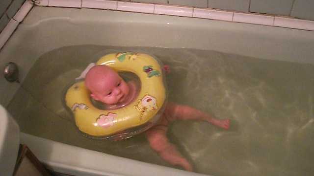 Самая трогательная методика купания новорожденных – rocros