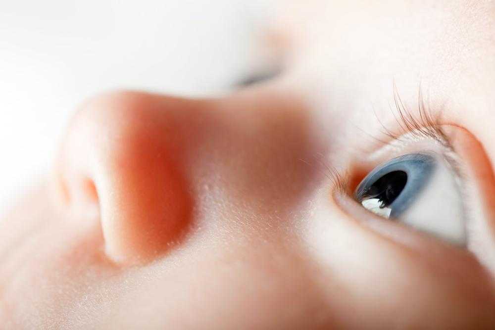Зрение у новорожденных