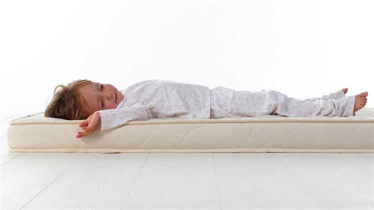 Размеры детского постельного белья: таблица стандартов по возрастам и инструкция, как сшить комплект своими руками