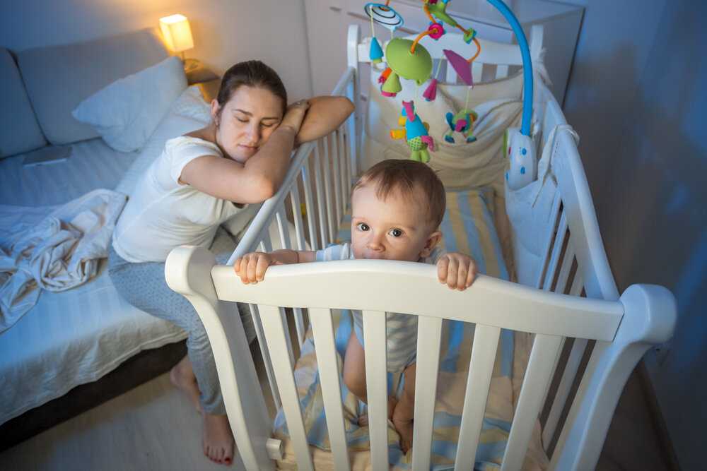 Что делать родителям, если новорожденный перепутал день с ночью