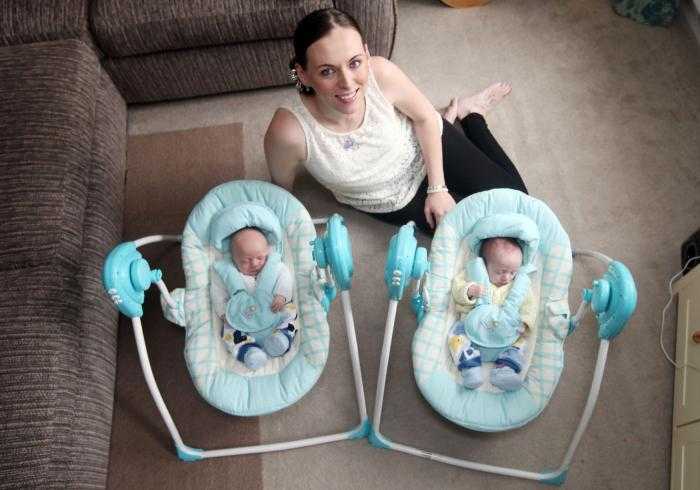 Особенности ухода за новорожденными двойняшками – легко ли быть мамой двойни?