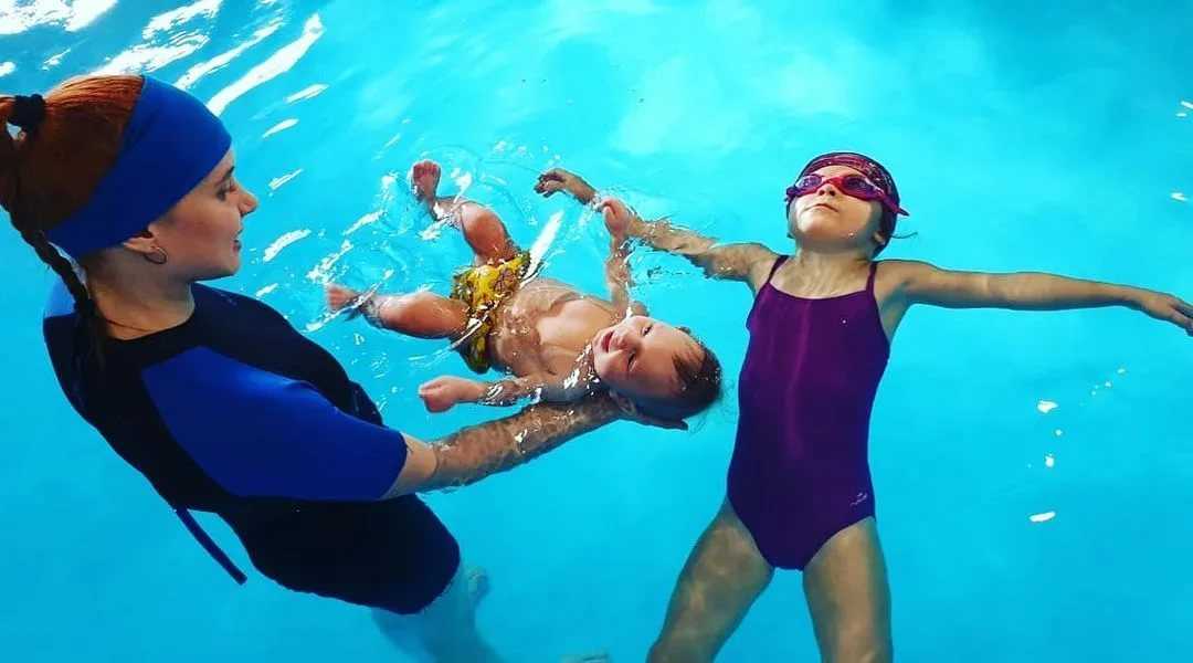 Как научить ребенка плавать с рождения? - parents.ru