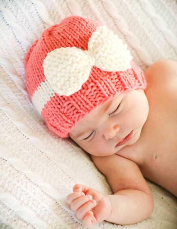 Вязаная шапочка спицами для новорожденных схемы и описание