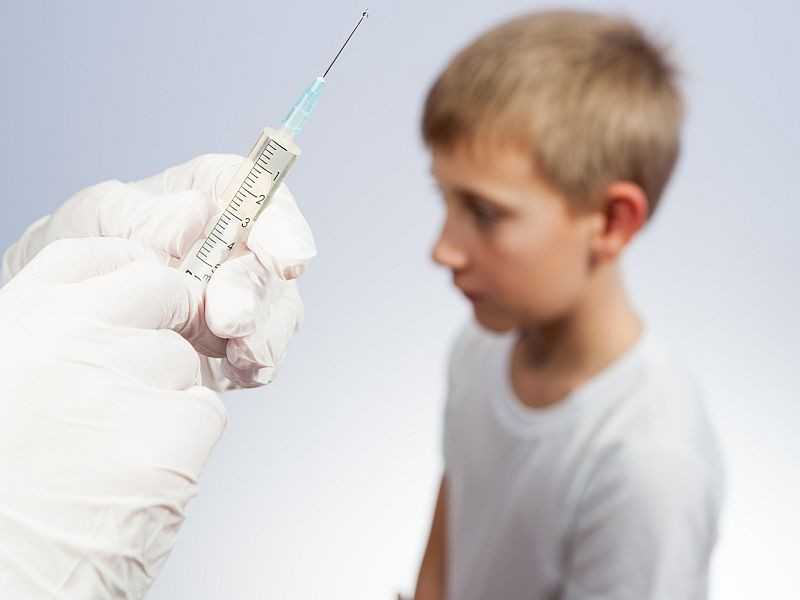 Вакцинация: так ли страшно? развенчиваем мифы о прививках