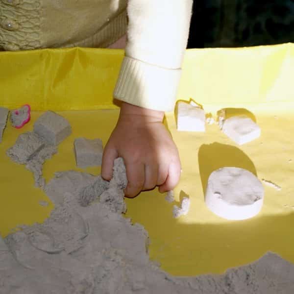 Как сделать для детей кинетический песок в домашних условиях своими руками, советы и рекомендации