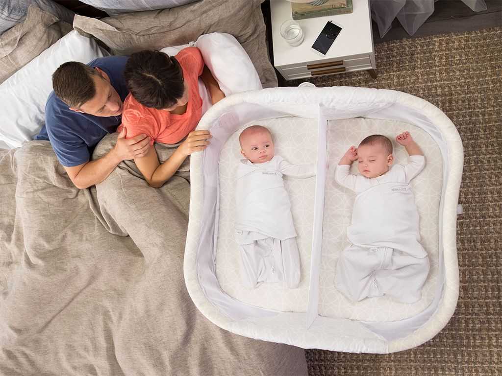 Как уложить спать близнецов и двойняшек. советы родителям