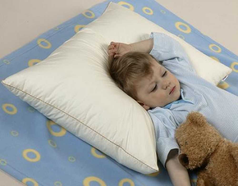 Какие подушки можно использовать для детей: форма и советы по выбору