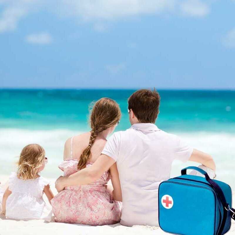 Чем занять ребенка на пляже и что взять с собой