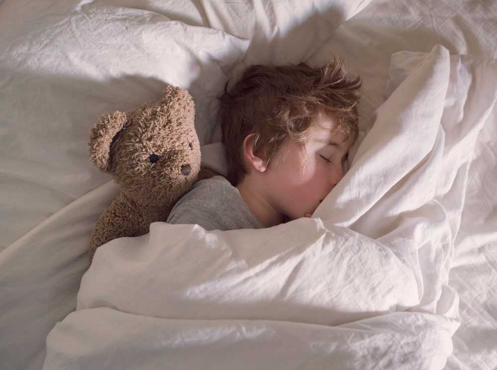 Как быстро уложить ребенка спать — за 5 минут без слез