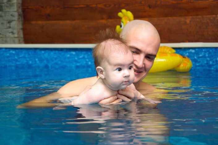 Грудничковое плавание: ответы тренера на частые вопросы мам и пап | aqualastica