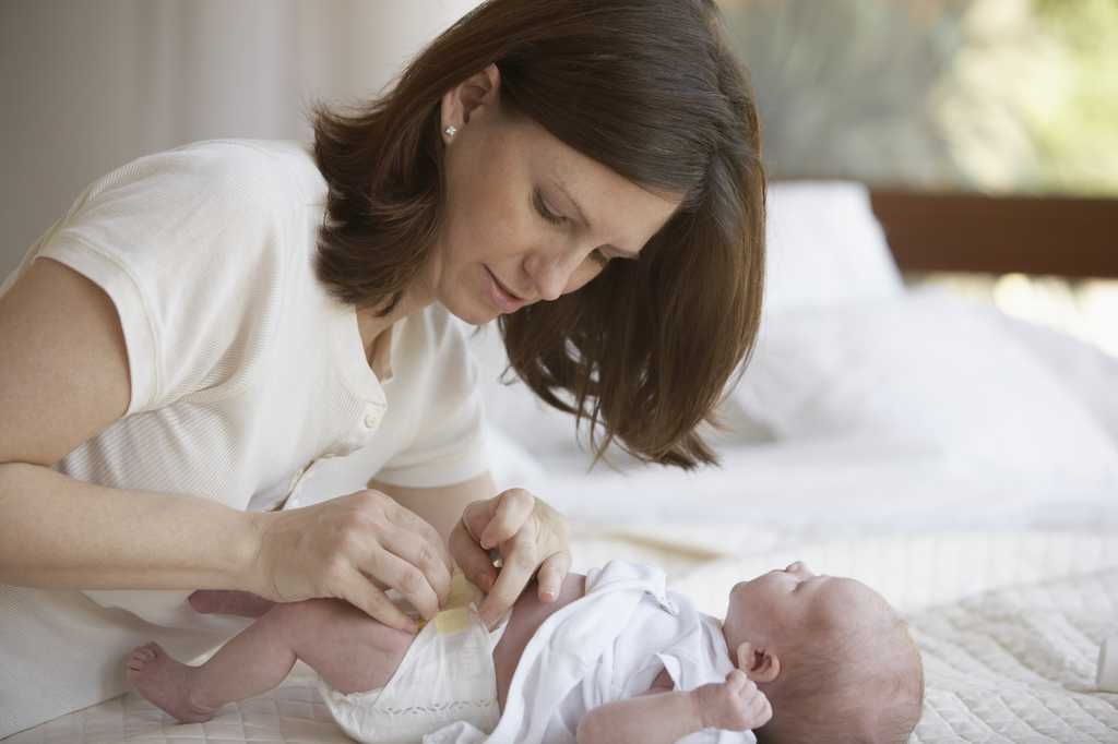 Ногти у новорожденного: как правильно подстричь ногти новорожденному | kukuzya.ru