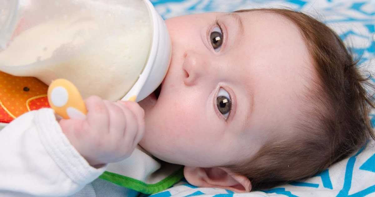 Где вам удобнее всего кормить малыша из бутылочки?