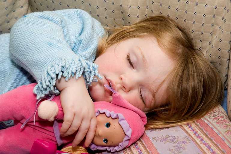 Как быстро уложить ребенка спать — за 5 минут без слез