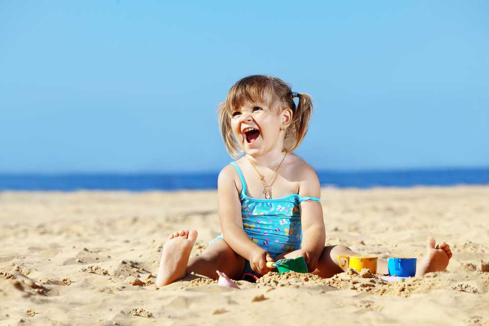 12 игр, чтобы занять ребенка на море| детские игры на пляже, игры с песком, камнями и веселые развлечения
