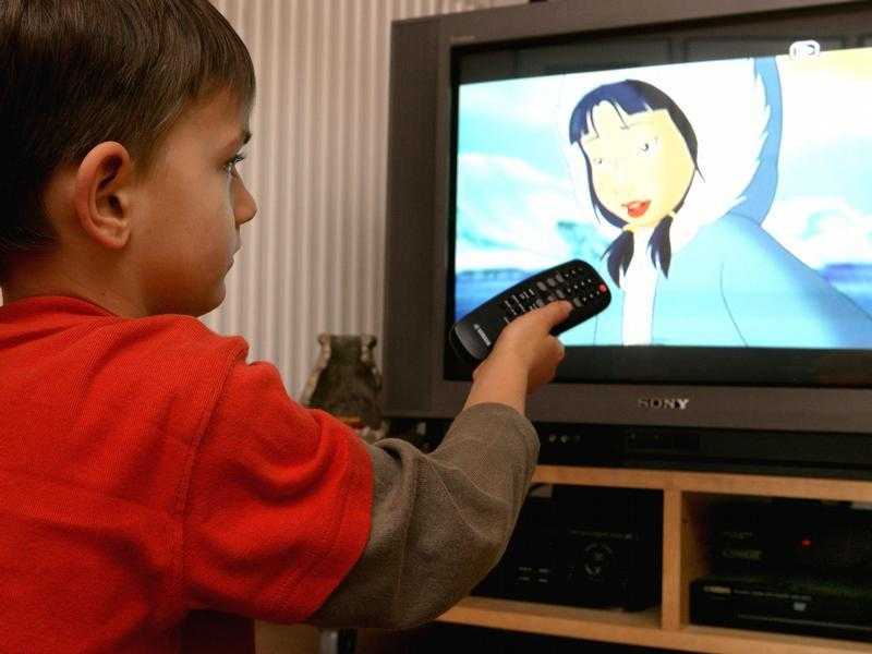 Опасные мультфильмы или какие мультики можно смотреть детям