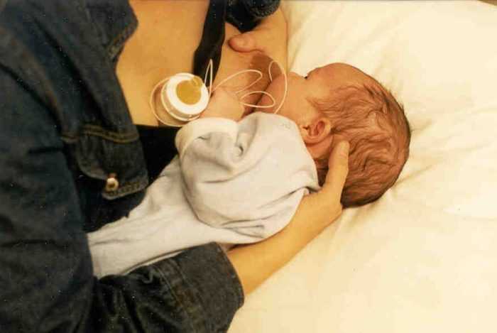 Индуцированная лактация: кормление грудью приемного ребенка