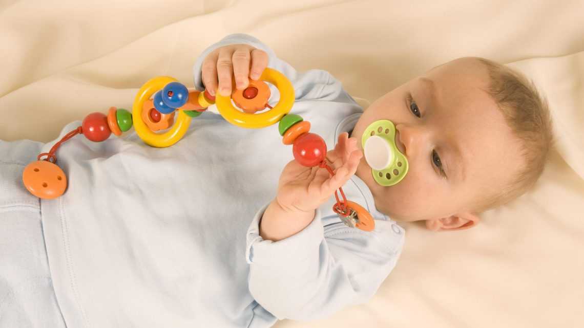 Какие игрушки необходимы ребёнку в 3 месяца