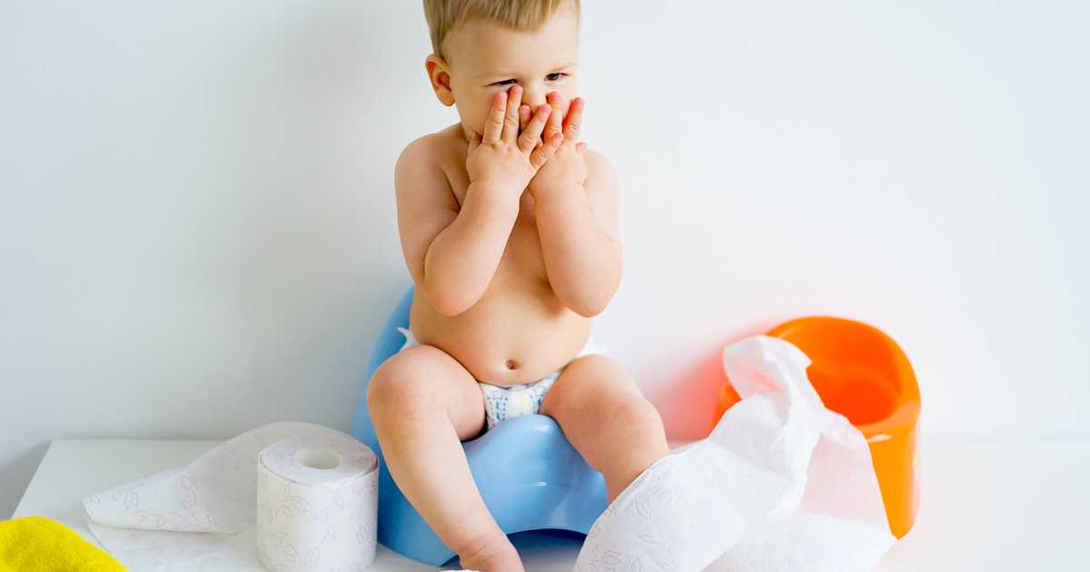 Как не навредить малышу ранним знакомством с навыками гигиены: подробный перечень признаков психо-физиологической готовности ребёнка к отучению от памперсов