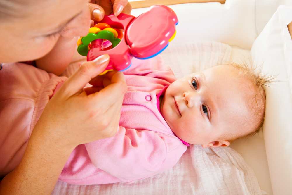 Топ-10 игрушек, которые можно предложить новорожденному ребенку | nutrilak