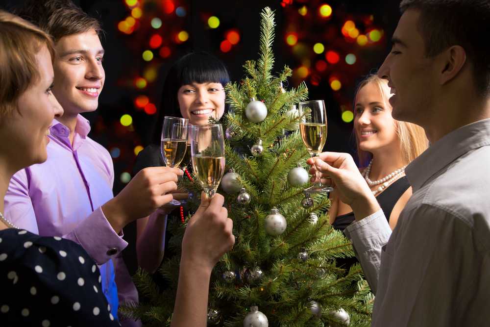 Семья требует оливье и хорошее настроение. как встретить новый год, провести каникулы и не устать от отдыха | православие и мир