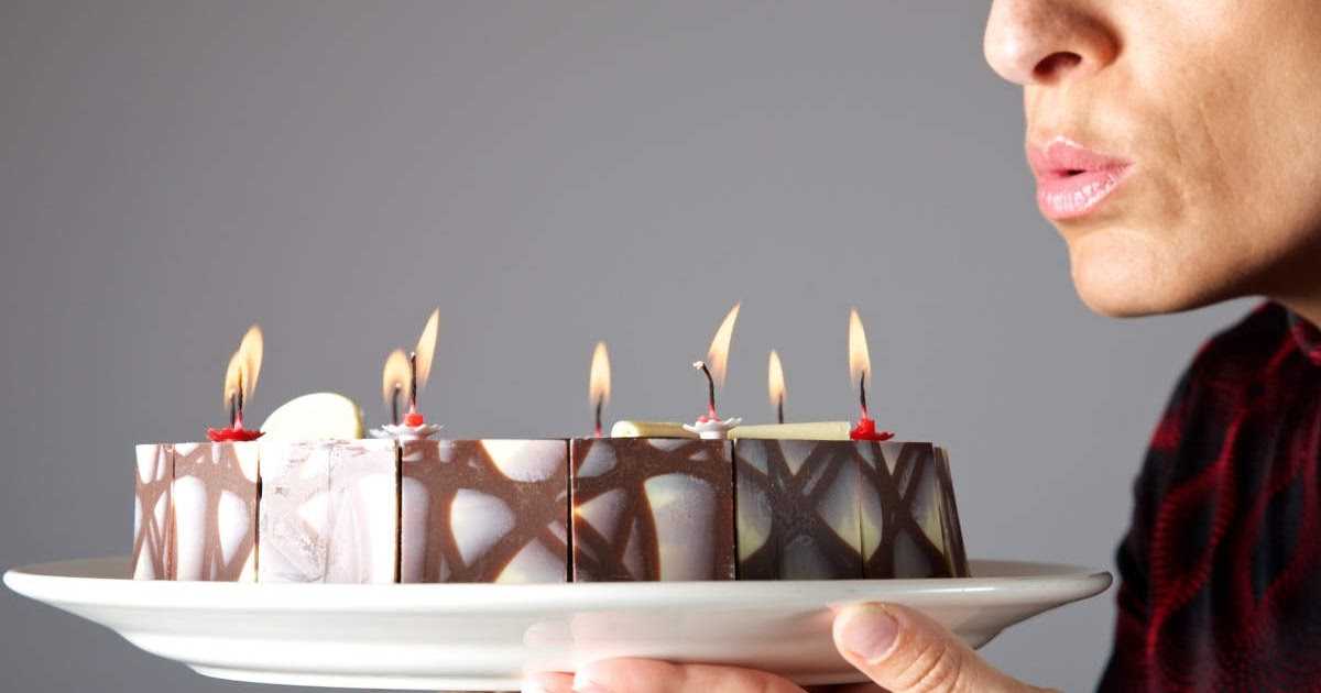 Что делать со свечами с торта. как правильно задуть свечи на торте? почему важно задувать свечи на день рождения