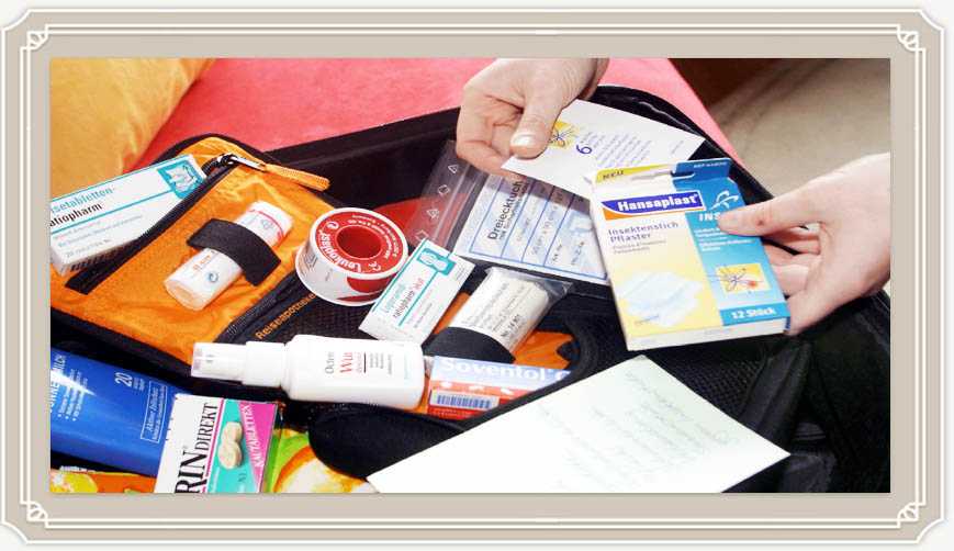 Детская аптечка: список, какие лекарства взять в отпуск с ребенком