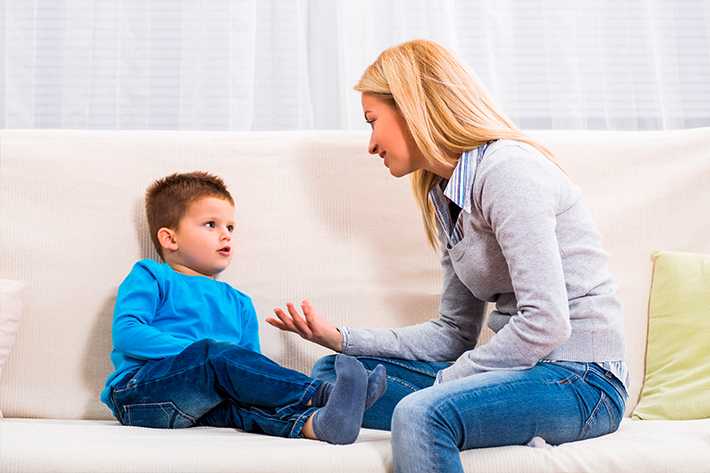 Как научить ребенка не перебивать взрослых — кидсомания