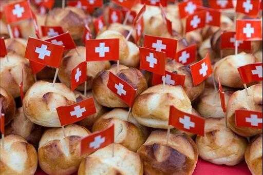 Традиции швейцарцев – грязные невесты и пастушьи бои