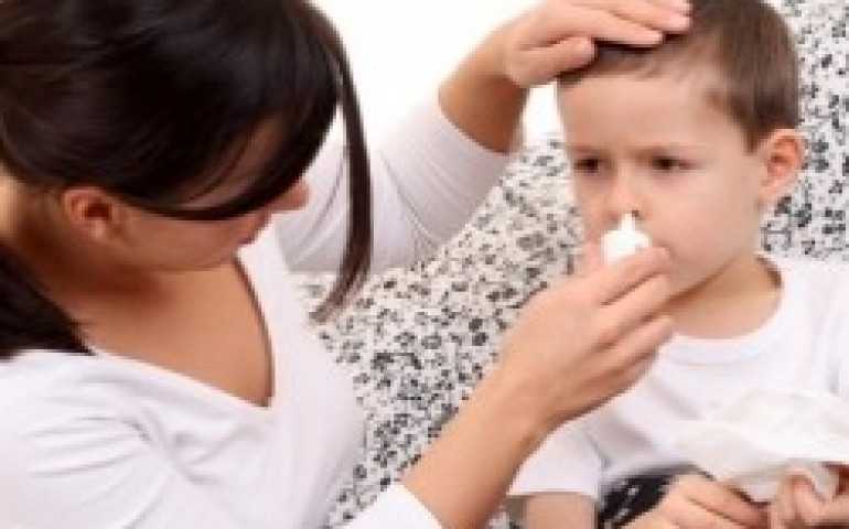 Лечение насморка у новорождённых