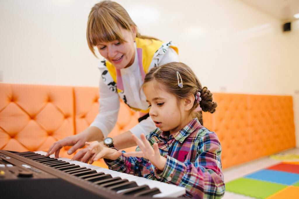 Как развивать музыкальный слух у ребенка