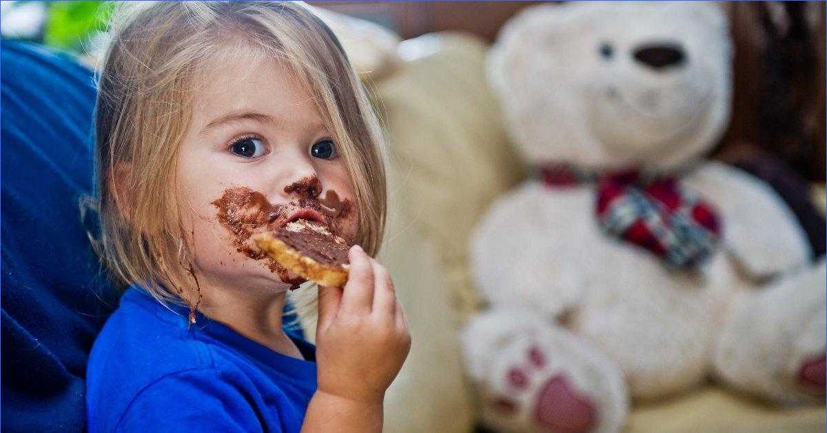 Почему дети любят сладкое?