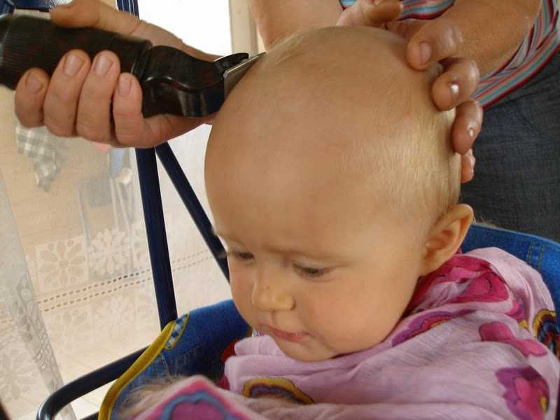 Как самостоятельно подстричь ребенка дома. первая стрижка ребенка