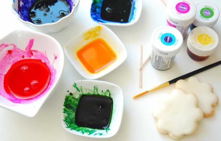 Делаем нетоксичные пальчиковые краски своими руками: популярные рецепты «съедобной» краски