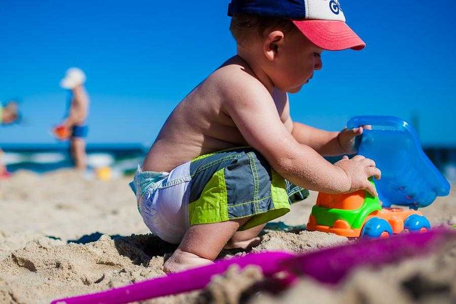 Летние игры с песком для детей 3-4 лет